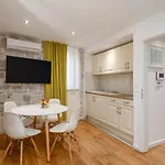3 - Beautiful Modern In The Heart Of Apartamento *