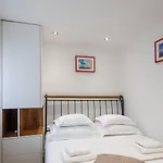 Apartamento 3 - Beautiful Modern In The Heart Of *